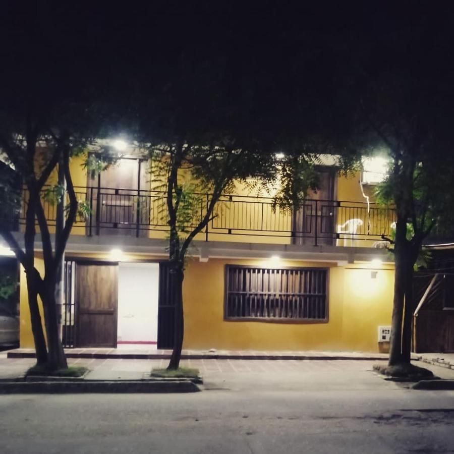 Hotel Victoria Queen Villavieja Luaran gambar